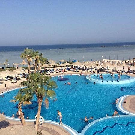 Blue Reef Red Sea Resort Marsa Alam Esterno foto